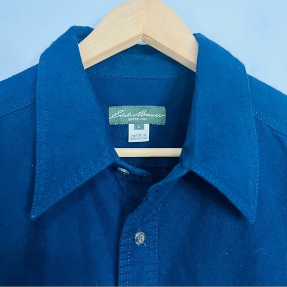 Eddie Bauer Soft Brushed Cotton Chore Shirt - Picture 4 of 7